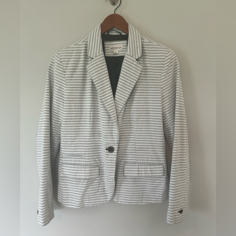 Merona grey and white blazer Size 6